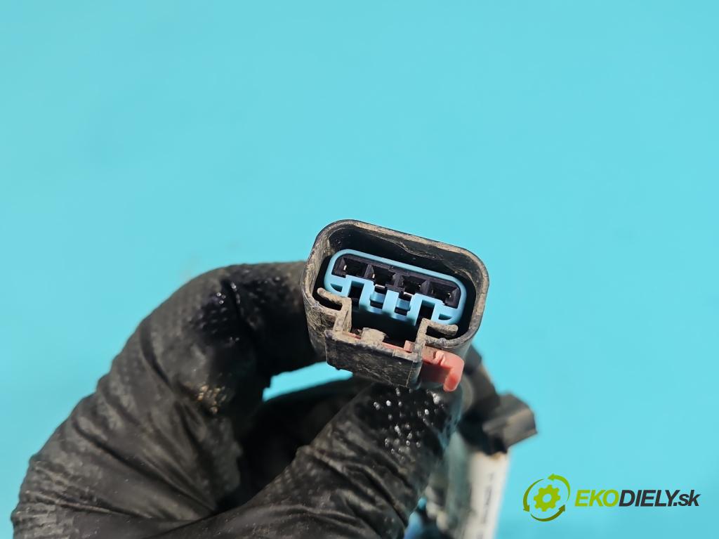 Dacia Duster III 24- 1.2 131 HP manual 96 kW 1199 cm3 5- Zväzok: ostatné 0768618402R