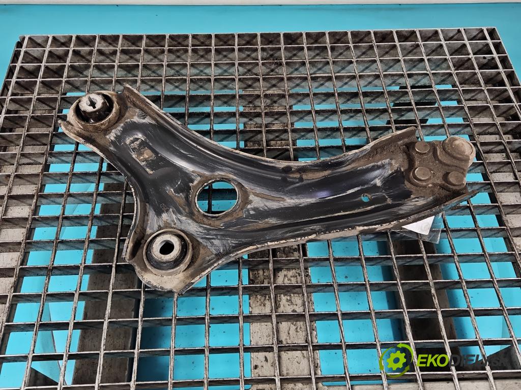 Dacia Duster III 24- 1.2 131 HP manual 96 kW 1199 cm3 5- predné pravý (Kľučka dverí ostatné)