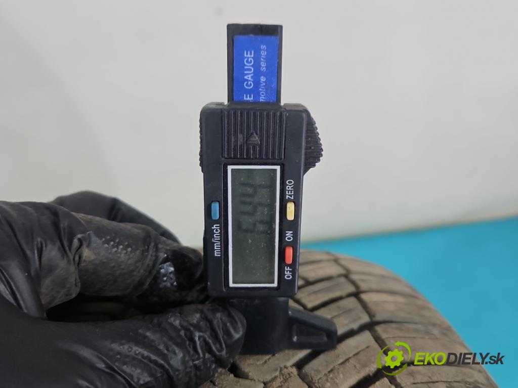 Dacia Duster III 24- 1.2 131 HP manual 96 kW 1199 cm3 5- pneumatika celoročné pár