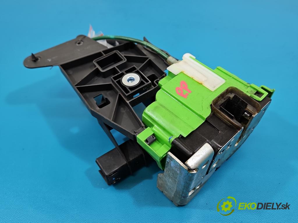 Alfa romeo Giulietta 1.6 jtd 105 HP manual 77 kW 1598 cm3 5- zámok predné pravý 