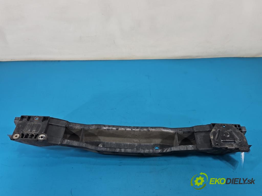 Alfa romeo Giulietta 1.6 jtd 105 HP manual 77 kW 1598 cm3 5- výstuha nárazník zadné 51813036