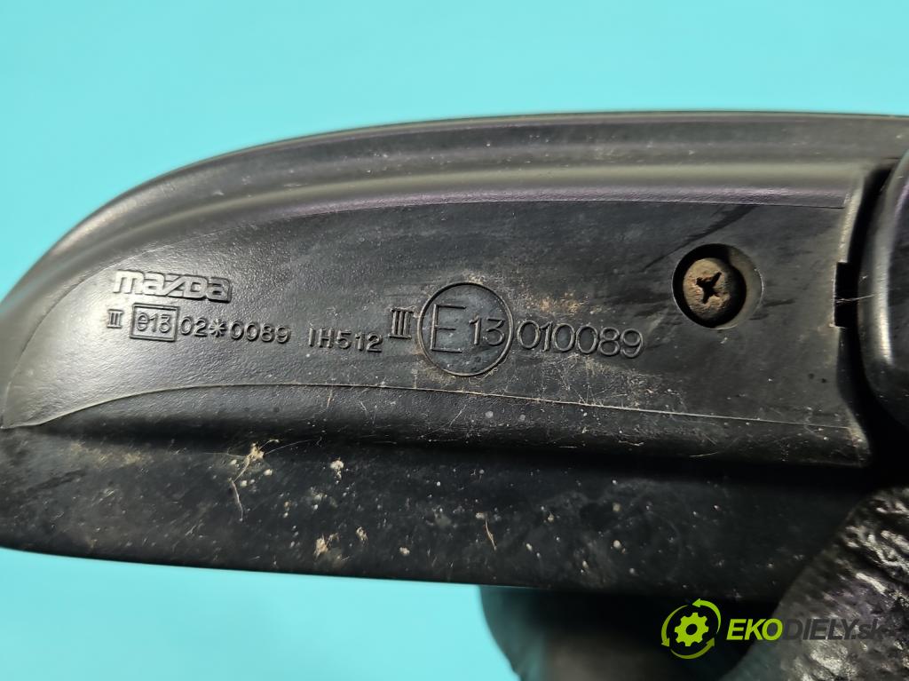 Mazda 323f 1.6 16V 98 HP manual 72 kW 1598 cm3 5- zrkadlo pravé  (Kľučka dverí ostatné)