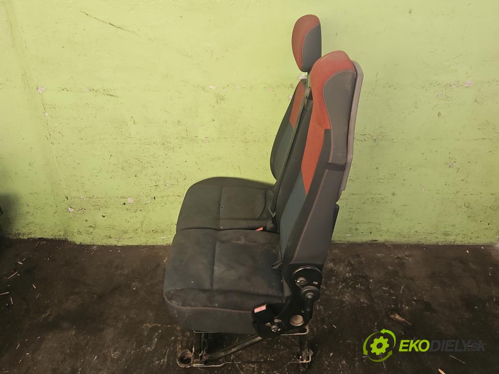 Renault Master III 2010-2024 2.3 dci 131 HP manual 96 kW 2299 cm3 5- Sedačka pravý  (Sedadlo)