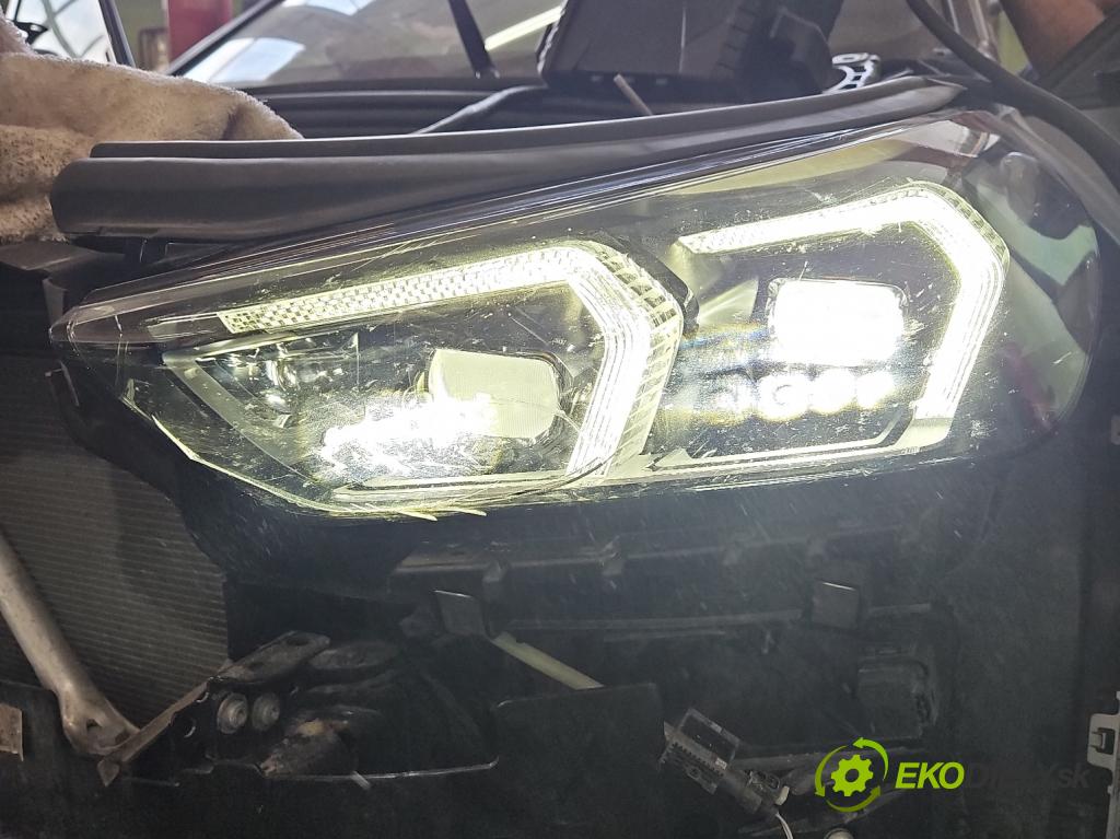Bmw iX1 U11 0.0 elektrický: 272 HP automatic 200 kW 1 cm3 5- Reflektor: ľavý 5A5BD47 (Kľučka dverí ostatné)
