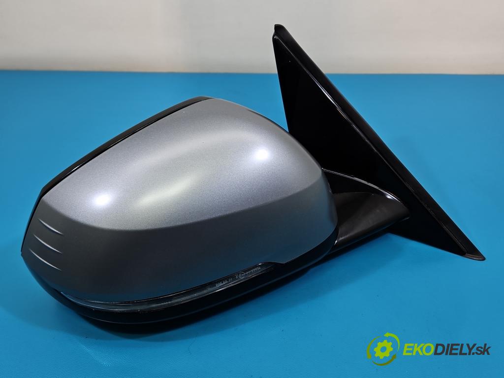 Bmw iX1 U11 0.0 elektrický: 272 HP automatic 200 kW 1 cm3 5- zrkadlo pravé  (Kľučka dverí ostatné)