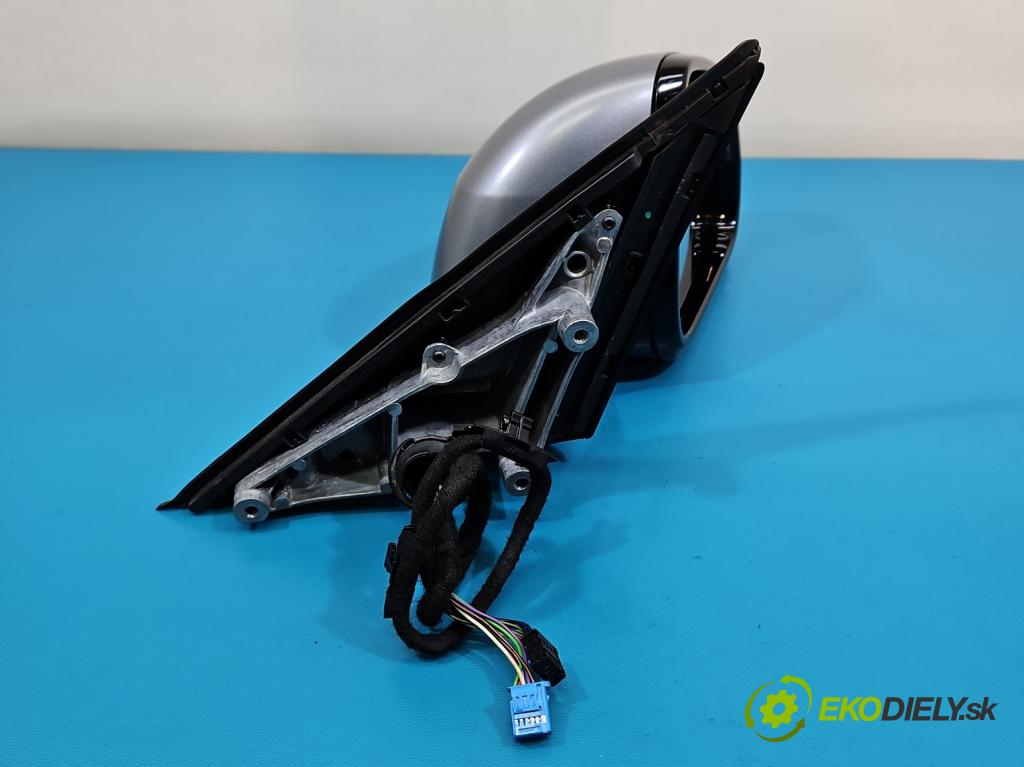 Bmw iX1 U11 0.0 elektrický: 272 HP automatic 200 kW 1 cm3 5- zrkadlo pravé  (Kľučka dverí ostatné)