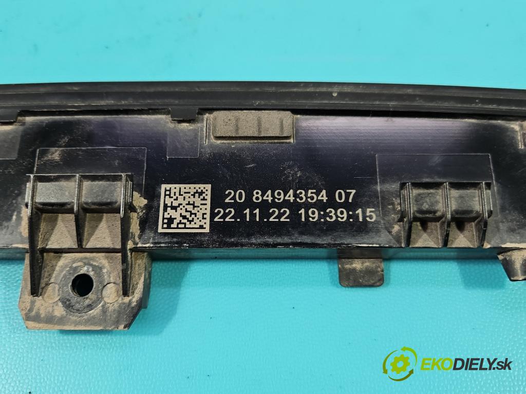 Bmw iX1 U11 0.0 elektrický: 272 HP automatic 200 kW 1 cm3 5- světlo: stop: 8494354