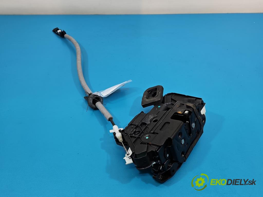 Vw Passat B8 2014 - 2.0 tdi 150 HP automatic 110 kW 1968 cm3 5- zámok predné pravý 461860090