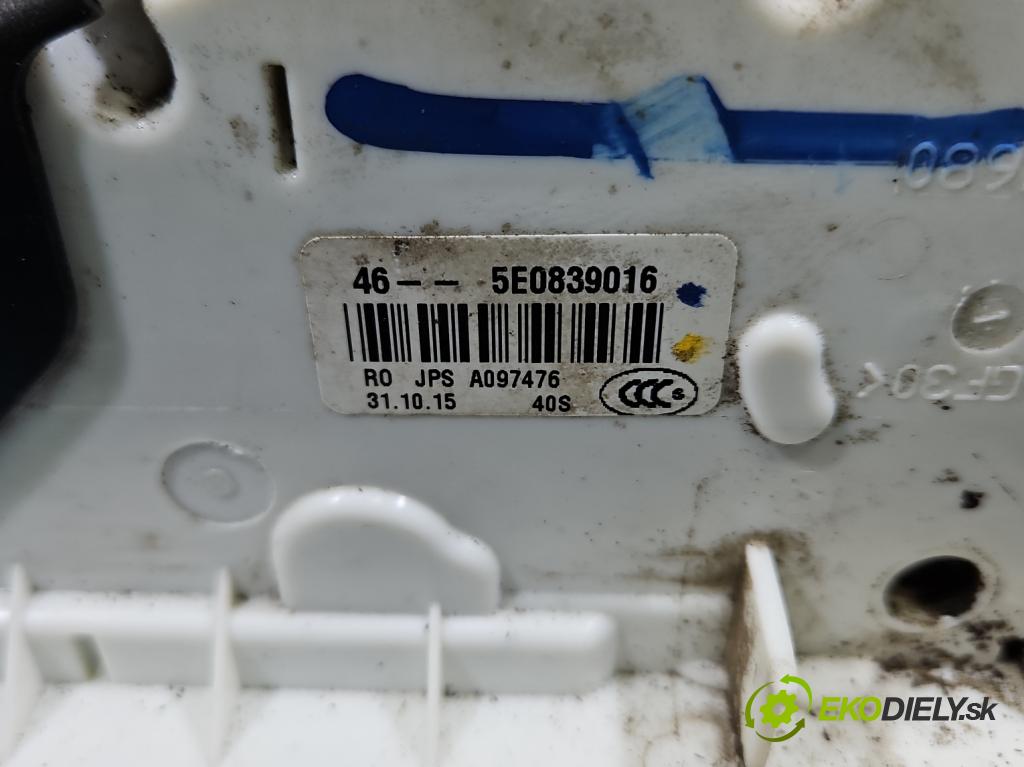 Vw Passat B8 2014 - 2.0 tdi 150 HP automatic 110 kW 1968 cm3 5- zámok zadné pravý 5E0839016