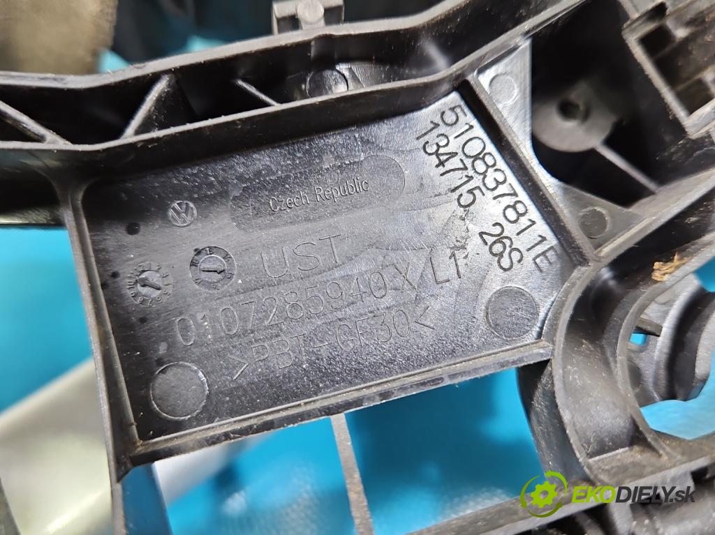 Vw Passat B8 2014 - 2.0 tdi 150 HP automatic 110 kW 1968 cm3 5- rukoväť zadné ľavé mimo: 510837811E (Kľučka dverí ostatné)
