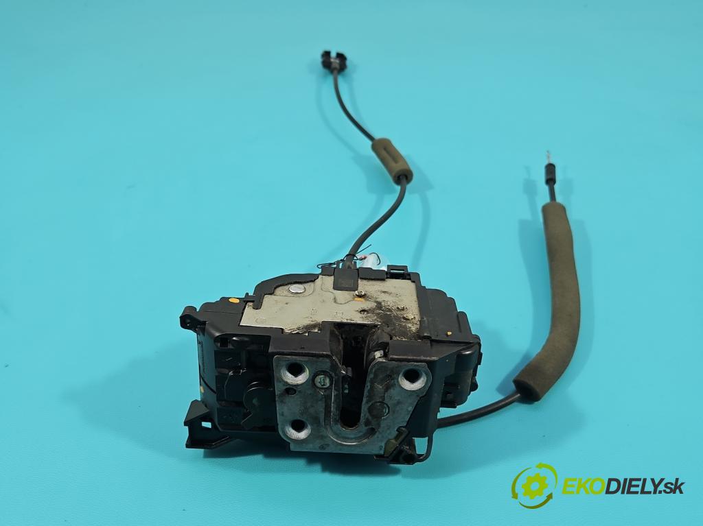 Renault Master III 2010-2024 2.3 dci 131 HP manual 96 kW 2299 cm3 5- zámok predné pravý 