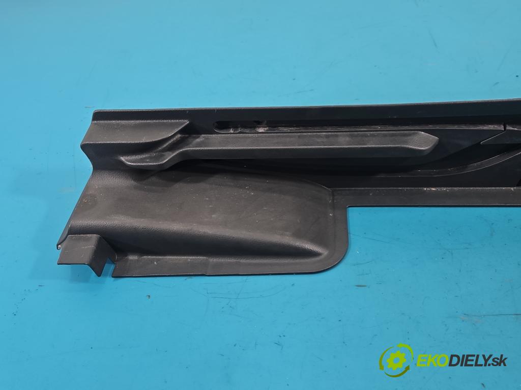 Vw Passat B8 2014 - 2.0 tdi 150 HP automatic 110 kW 1968 cm3 5- Upevnenie: 3G9858832