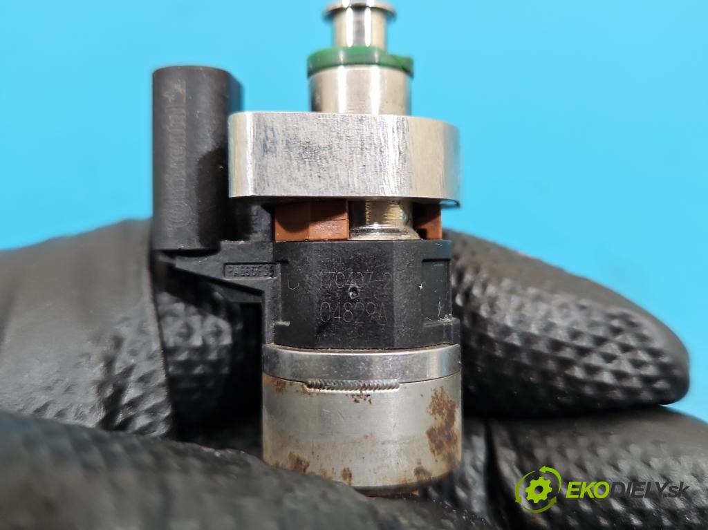 Opel Astra V  2015-2022 1.4 T 125 HP manual 92 kW 1399 cm3 5- vstrek 55577403 (Vstrekovač paliva)