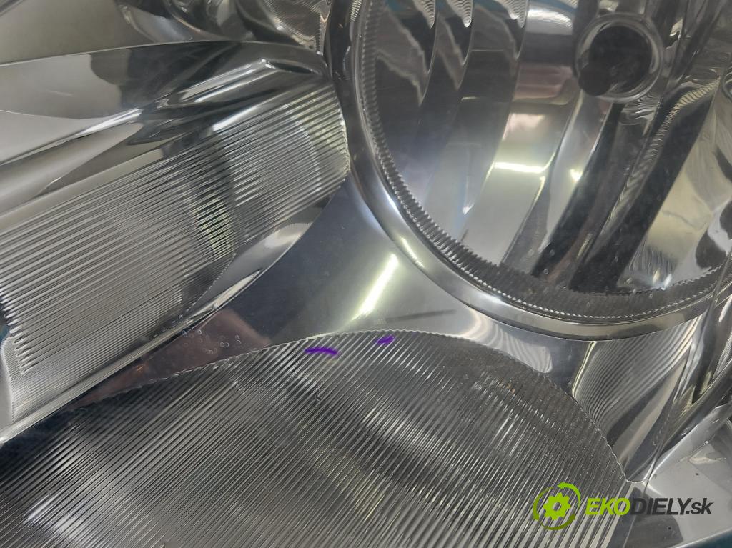 Nissan Qashqai I J10 2006-2013 2.0 dci 150 HP manual 110 kW 1995 cm3 5- Reflektor: ľavý 26060-JD90B (Kľučka dverí ostatné)
