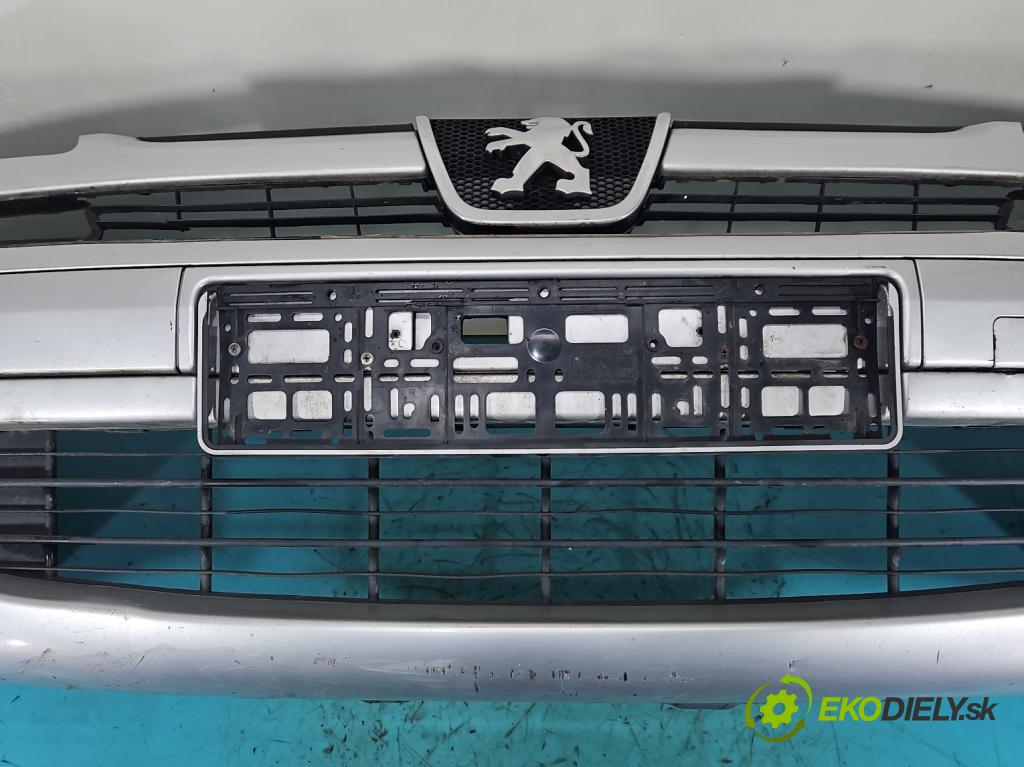 Peugeot 807 2002-2014 2.0 hdi 107 HP automatic 79 kW 1997 cm3 5- nárazník predné  (Kľučka dverí ostatné)