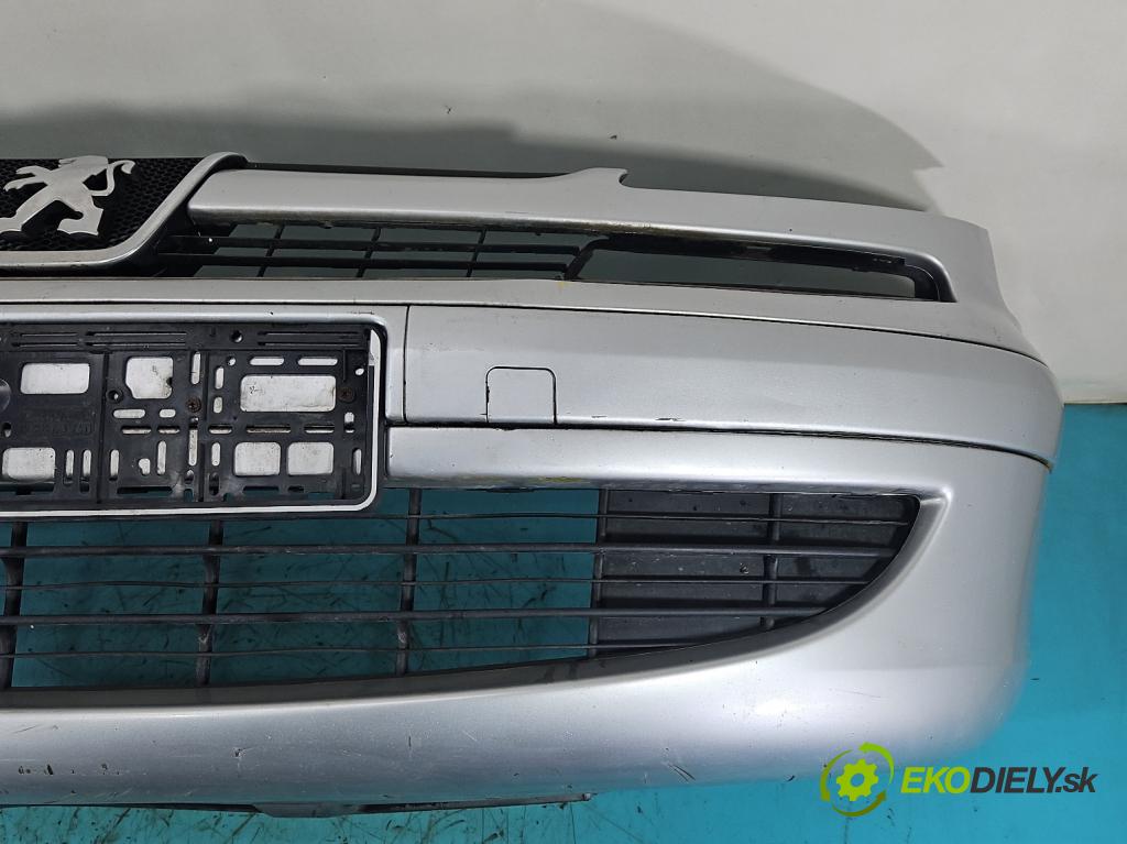 Peugeot 807 2002-2014 2.0 hdi 107 HP automatic 79 kW 1997 cm3 5- nárazník predné  (Kľučka dverí ostatné)