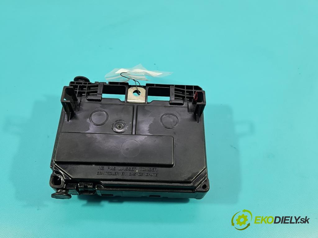Peugeot 807 2002-2014 2.0 hdi 107 HP automatic 79 kW 1997 cm3 5- řídící jednotka 9661682780