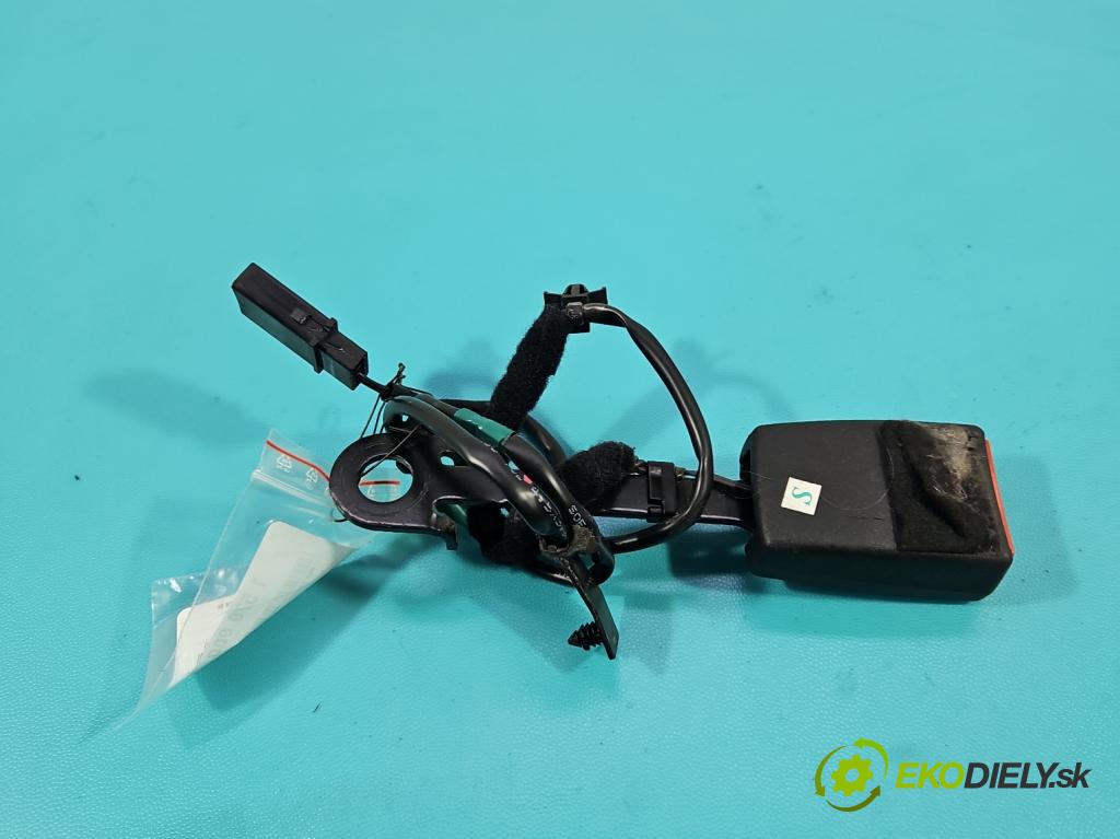 Alfa romeo Giulietta 1.6 jtd 105 HP manual 77 kW 1598 cm3 5- pas bezpečnosť: predné ľavý 34018401