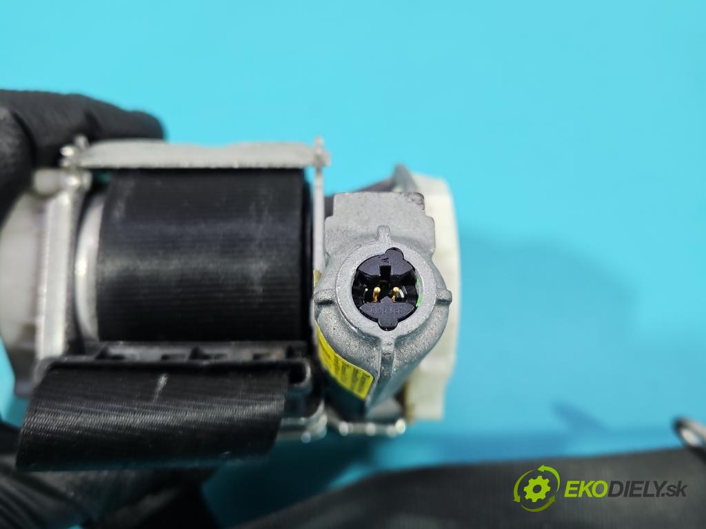 Alfa romeo Giulietta 1.6 jtd 105 HP manual 77 kW 1598 cm3 5- pas bezpečnosť: predné pravý 34056584