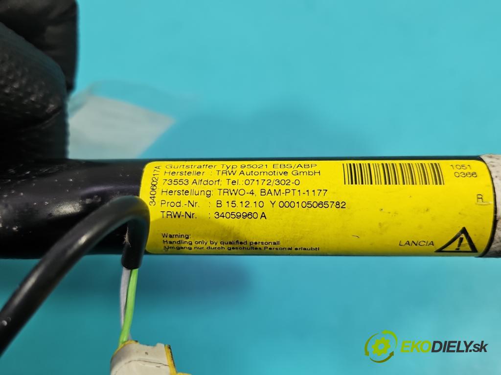 Alfa romeo Giulietta 1.6 jtd 105 HP manual 77 kW 1598 cm3 5- pas bezpečnosť: predné pravý 34059960A