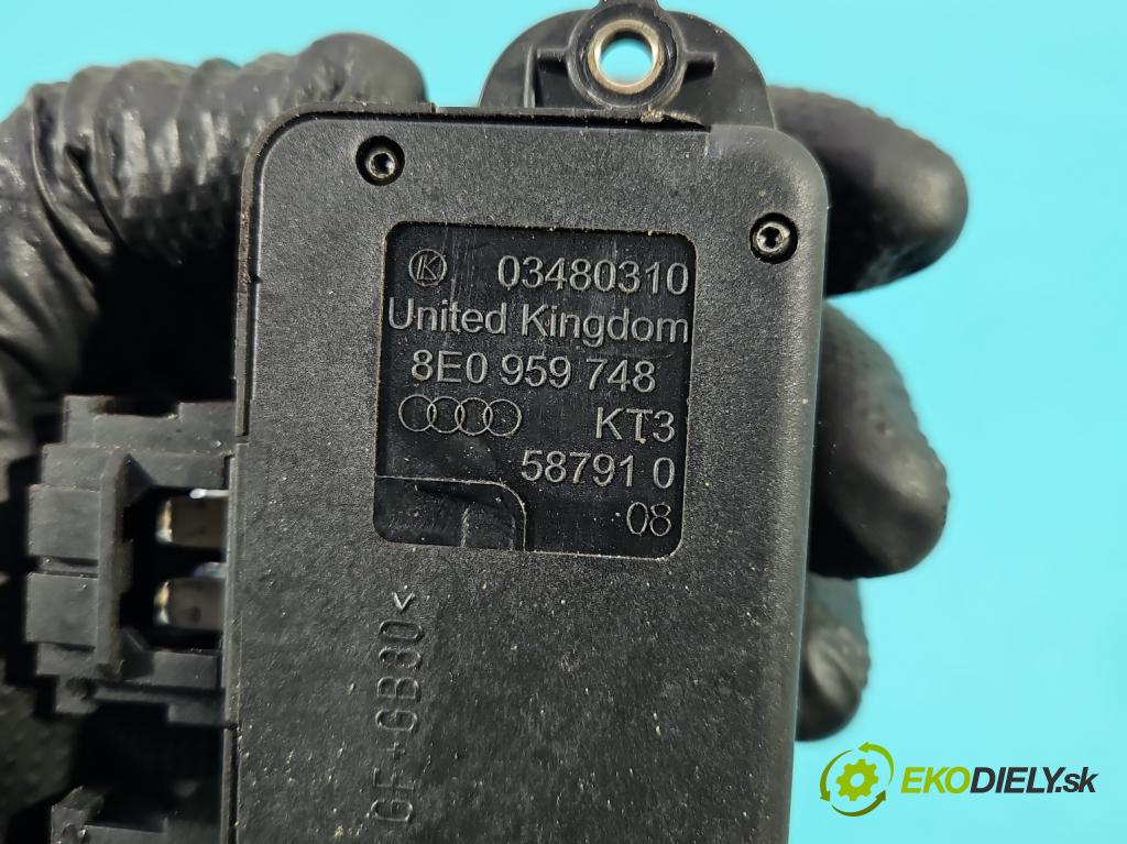 Vw Passat B6 2005-2010 2.0 tdi 140 hp manual 103 kW 1968 cm3 5- Přepínač 8E0959748