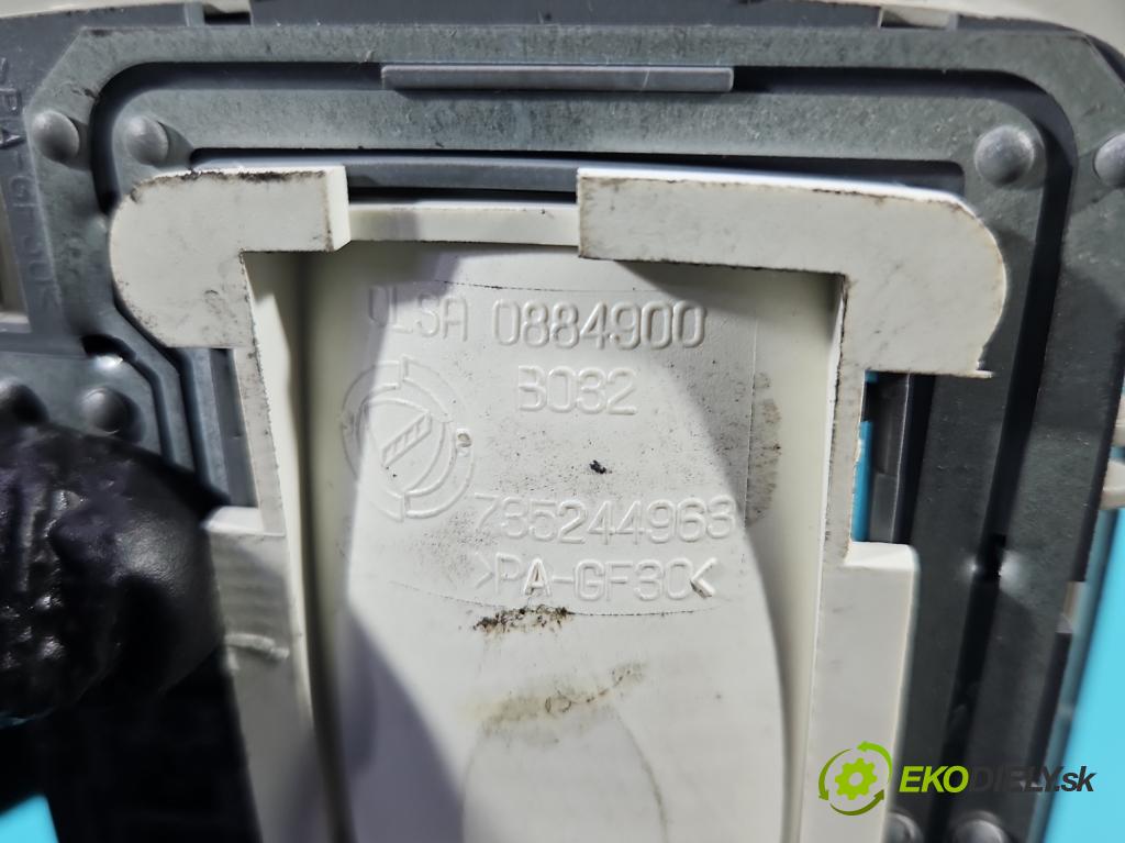 Alfa romeo Giulietta 1.6 jtd 105 hp manual 77 kW 1598 cm3 5- světlo interiéru 735244963