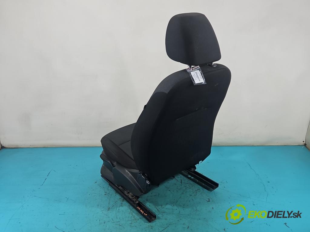 Skoda Fabia III 2014- 2021 1.0 MPI 60 HP manual 44 kW 999 cm3 5- Sedačka ľavý  (Sedadlo)