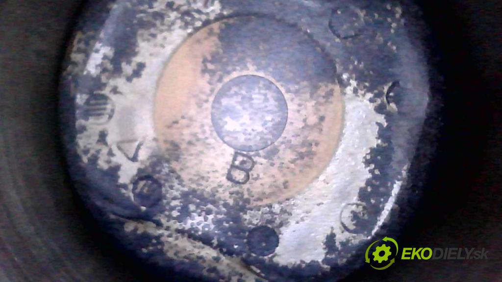 Toyota Verso 2009-2018 1.8 16V 147 HP manual 108 kW 1798 cm3 5- motor benzín: 2ZR