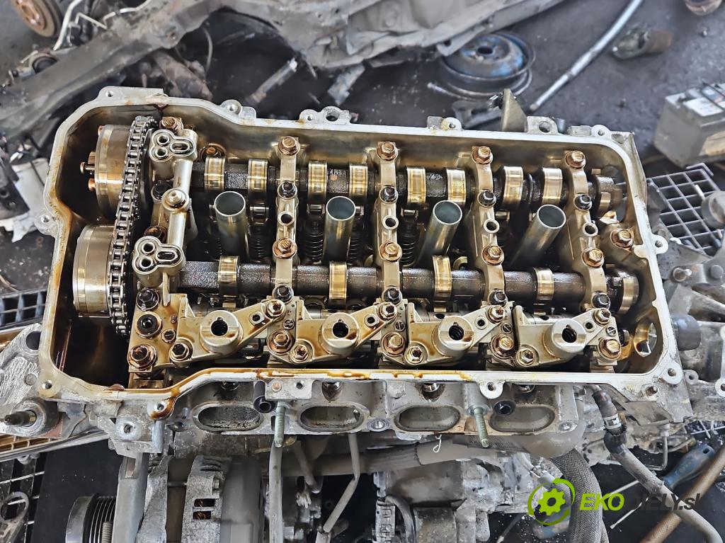 Toyota Verso 2009-2018 1.8 16V 147 HP manual 108 kW 1798 cm3 5- motor benzín: 2ZR