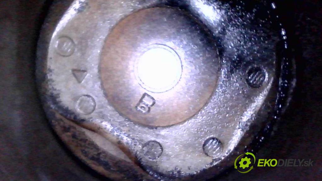 Toyota Verso 2009-2018 1.8 16V 147 HP manual 108 kW 1798 cm3 5- motor benzín: 2ZR