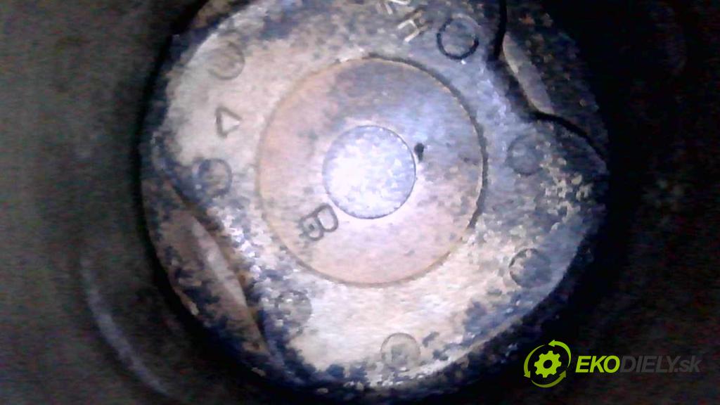 Toyota Verso 2009-2018 1.8 16V 147 HP manual 108 kW 1798 cm3 5- motor benzín: 2ZR