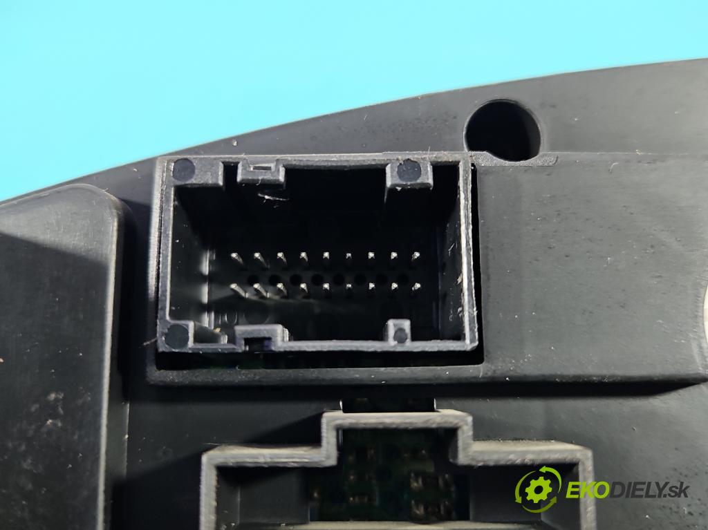 Fiat Stilo 1.6 16V 103 hp manual 76 kW 1596 cm3 5- Přístrojová deska 51756698 (Přístrojová deska)