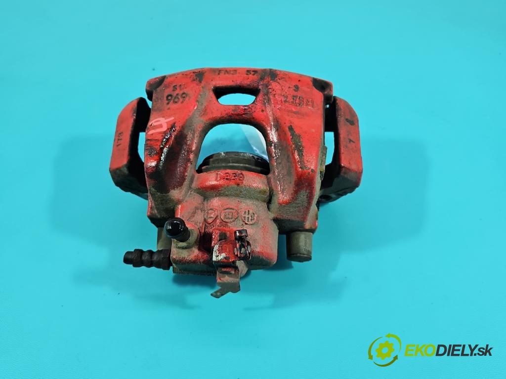 Alfa romeo Giulietta 1.6 jtd 105 HP manual 77 kW 1598 cm3 5- brzdič predné ľavý  (Kľučka dverí ostatné)