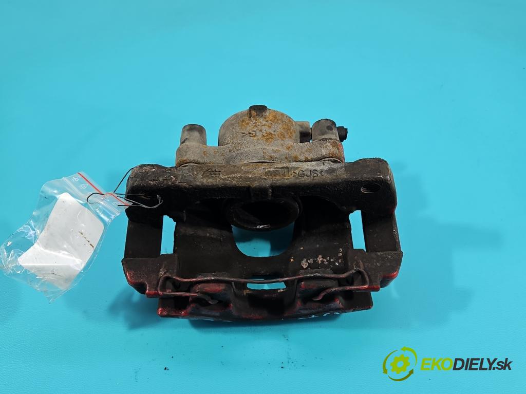 Alfa romeo Giulietta 1.6 jtd 105 HP manual 77 kW 1598 cm3 5- brzdič predné pravý  (Kľučka dverí ostatné)