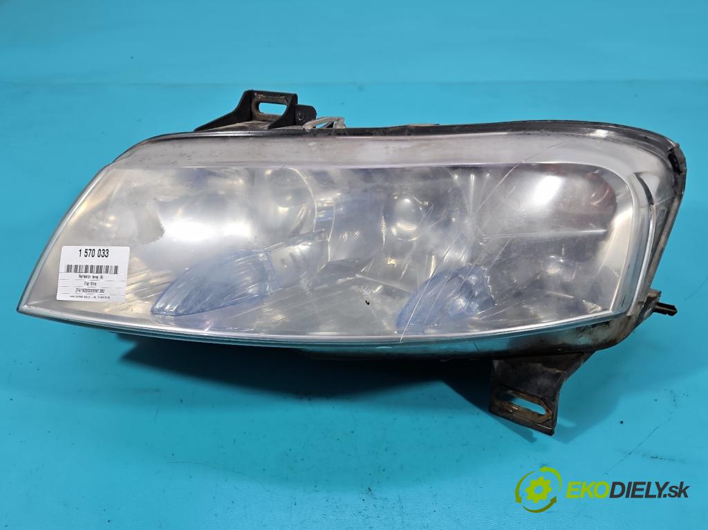 Fiat Stilo 1.6 16V 103 HP manual 76 kW 1596 cm3 5- Reflektor: ľavý  (Kľučka dverí ostatné)