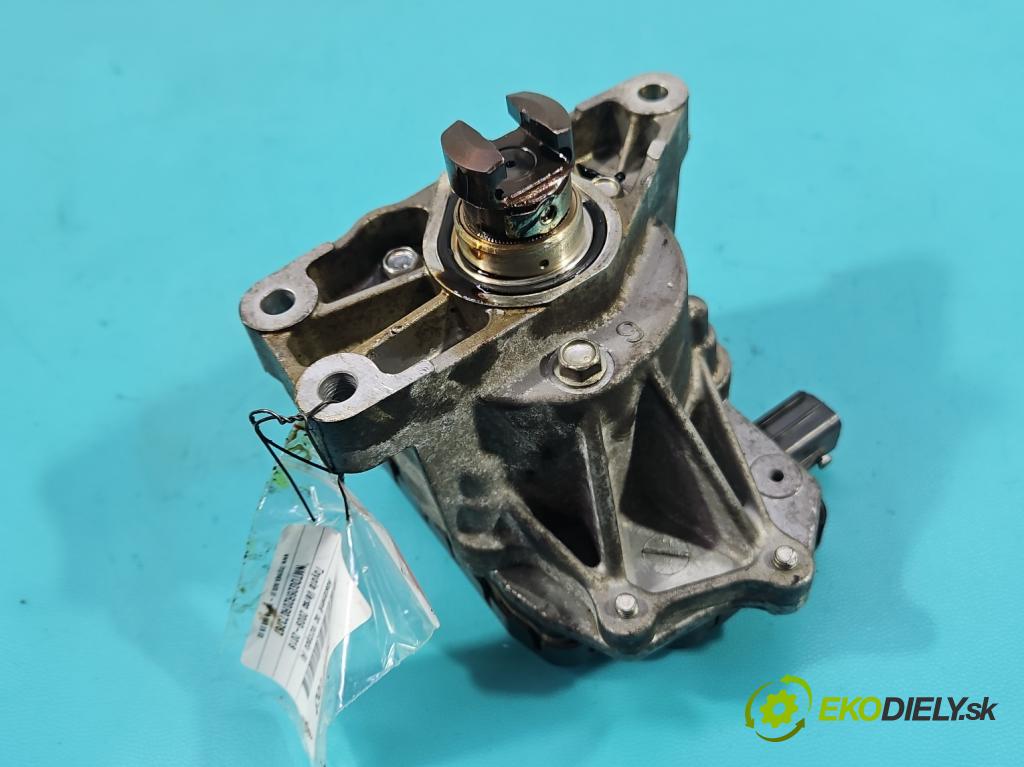 Toyota Verso 2009-2018 1.8 16V 147 hp manual 108 kW 1798 cm3 5- Ovladač: fází vačkový