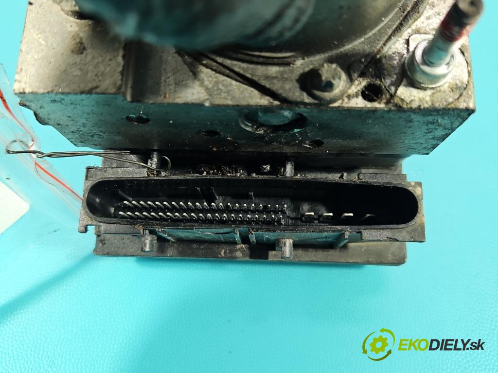 Toyota Verso 2009-2018 1.8 16V 147 hp manual 108 kW 1798 cm3 5- čerpadlo abs 0265252568 (Pumpa ABS)