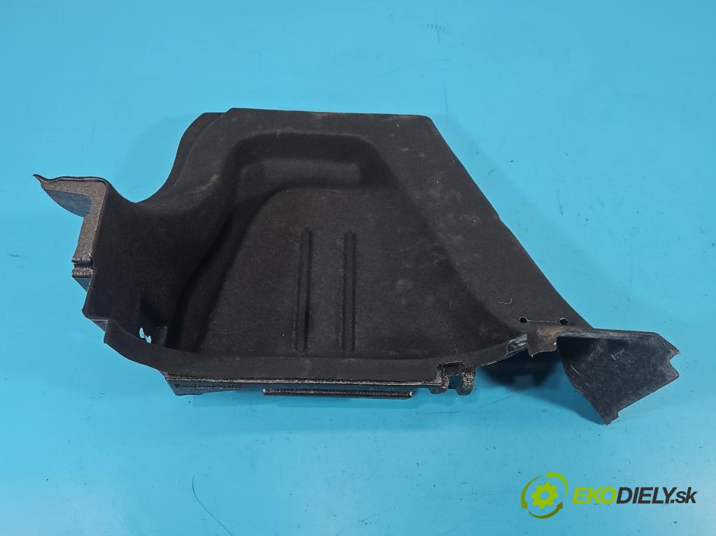 MG MG3  24- 1.5 16V 102 HP automatic 75 kW 1498 cm3 5- Čalounictví: kufra: ľavé 11201101