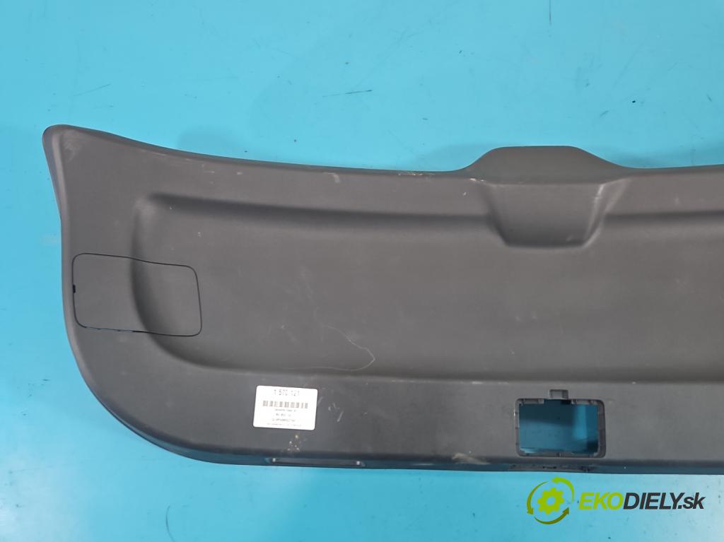 MG MG3  24- 1.5 16V 102 hp automatic 75 kW 1498 cm3 5- Tapacír: kufrových dveří 11198497