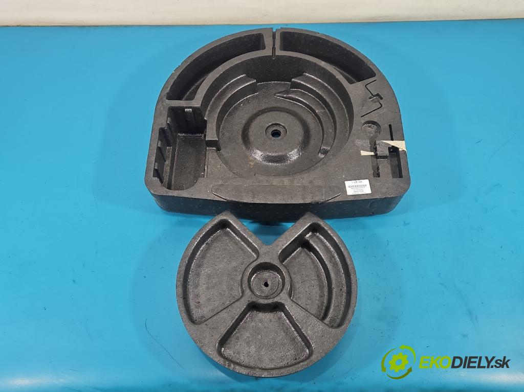 Alfa romeo Giulietta 1.6 jtd 105 HP manual 77 kW 1598 cm3 5- Příspěvek: Polystyren: kufra: 50516464