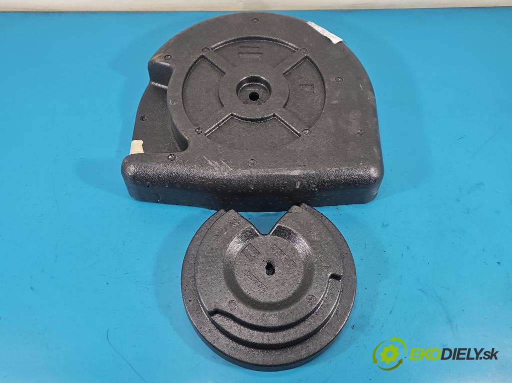 Alfa romeo Giulietta 1.6 jtd 105 HP manual 77 kW 1598 cm3 5- Příspěvek: Polystyren: kufra: 50516464