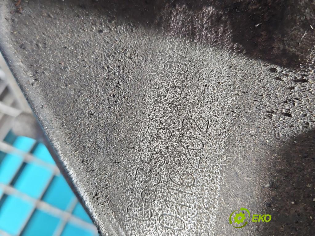 Alfa romeo Giulietta 1.6 jtd 105 hp manual 77 kW 1598 cm3 5- převodovka stupňová manual C63563504