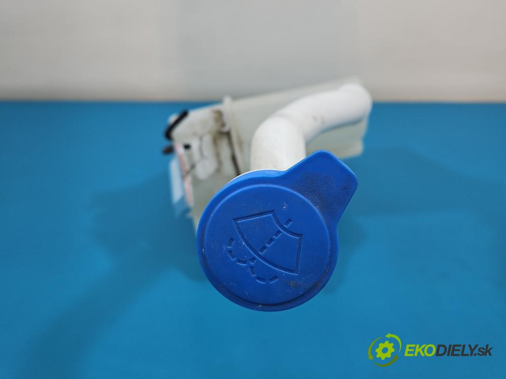 MG MG3  24- 1.5 16V 102 HP automatic 75 kW 1498 cm3 5- nádržka tekutina: ostrekovačov 11433204