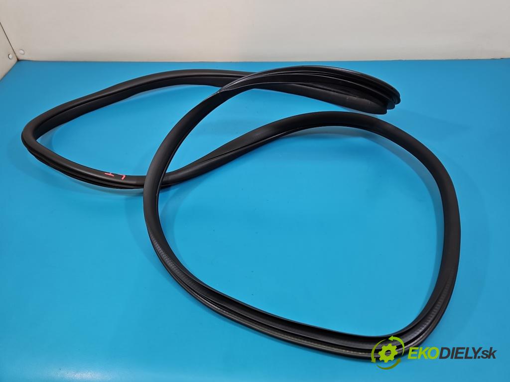 MG MG3  24- 1.5 16V 102 hp automatic 75 kW 1498 cm3 5- Těsnění: dveře zadní levé  (Karoserie ostatní)