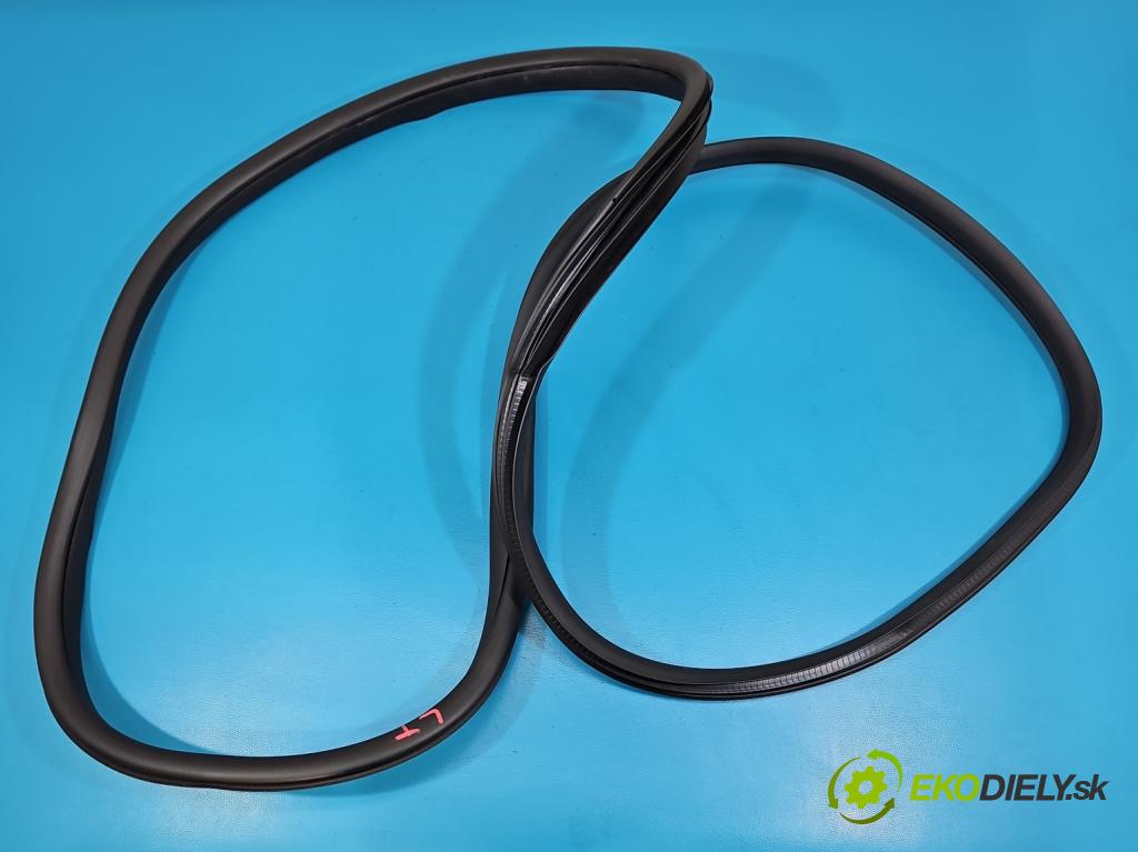 MG MG3  24- 1.5 16V 102 hp automatic 75 kW 1498 cm3 5- Těsnění: dveře zadní levé  (Karoserie ostatní)