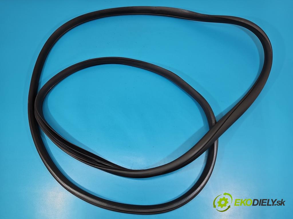 MG MG3  24- 1.5 16V 102 HP automatic 75 kW 1498 cm3 5- Těsnění: dvere predné pravé