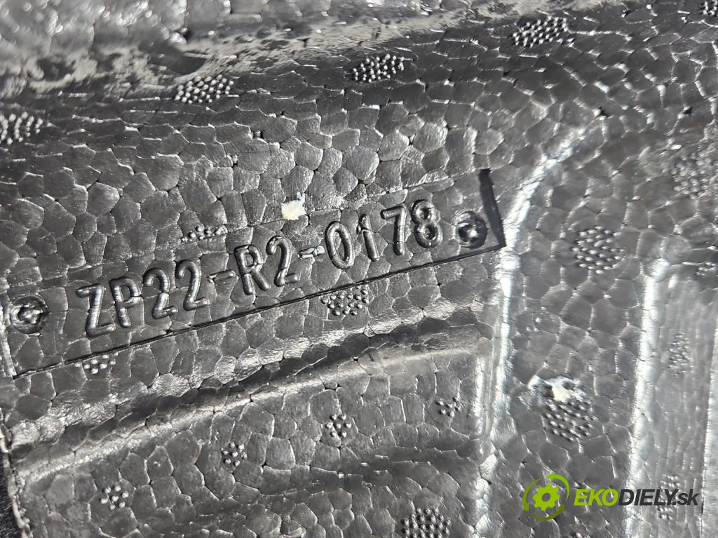 MG MG3  24- 1.5 16V 102 HP automatic 75 kW 1498 cm3 5- Čalounictví: kufra: pravé 11201102