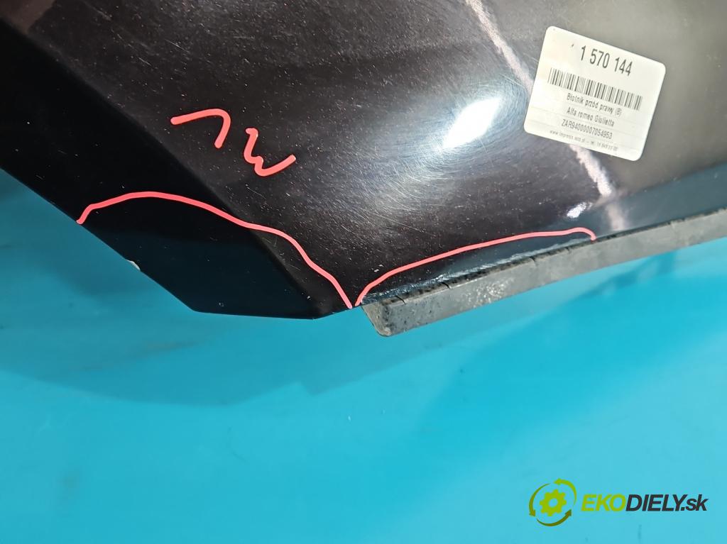 Alfa romeo Giulietta 1.6 jtd 105 HP manual 77 kW 1598 cm3 5- blatník predné pravý  (Kľučka dverí ostatné)