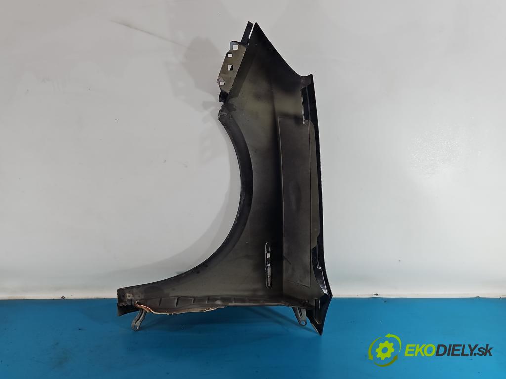 Alfa romeo Giulietta 1.6 jtd 105 HP manual 77 kW 1598 cm3 5- blatník predné pravý  (Kľučka dverí ostatné)