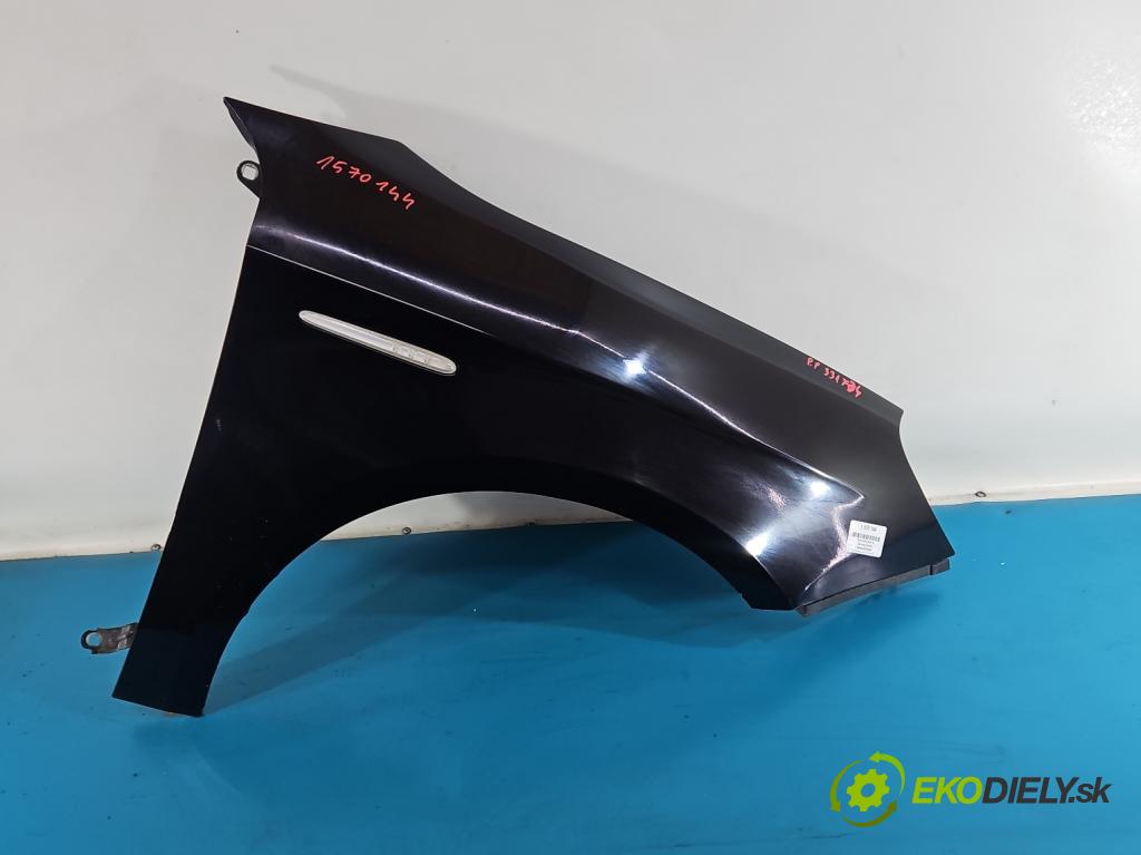 Alfa romeo Giulietta 1.6 jtd 105 hp manual 77 kW 1598 cm3 5- blatnik přední pravý  (Klika dveří ostatní)